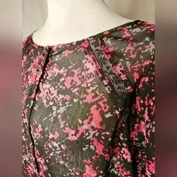 Pink and black lace transparent blouse - Picture 3 of 4